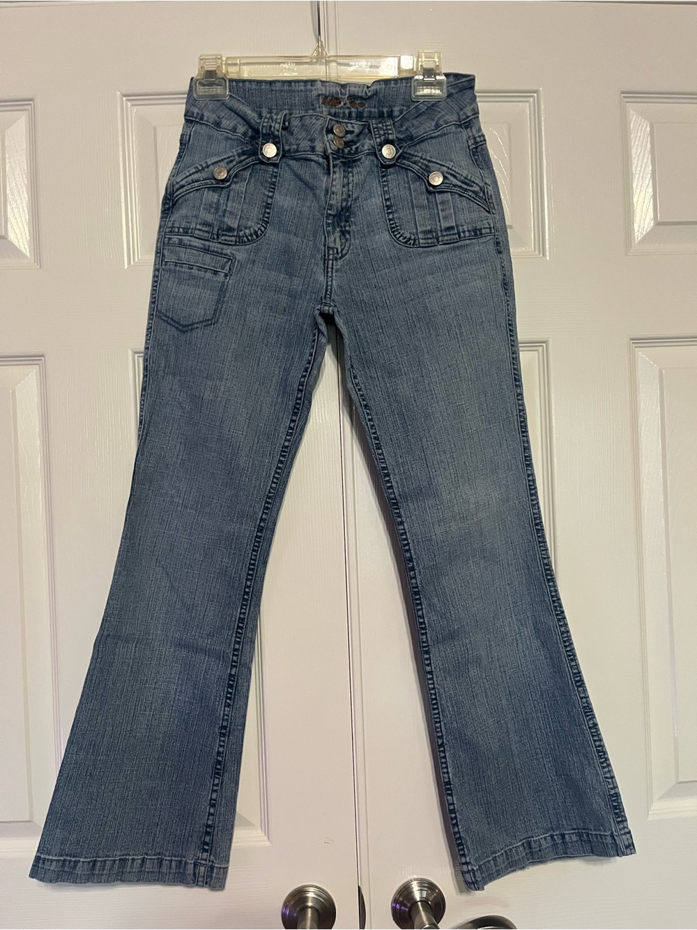 Women’s Blue Pocket-Detail Jeans